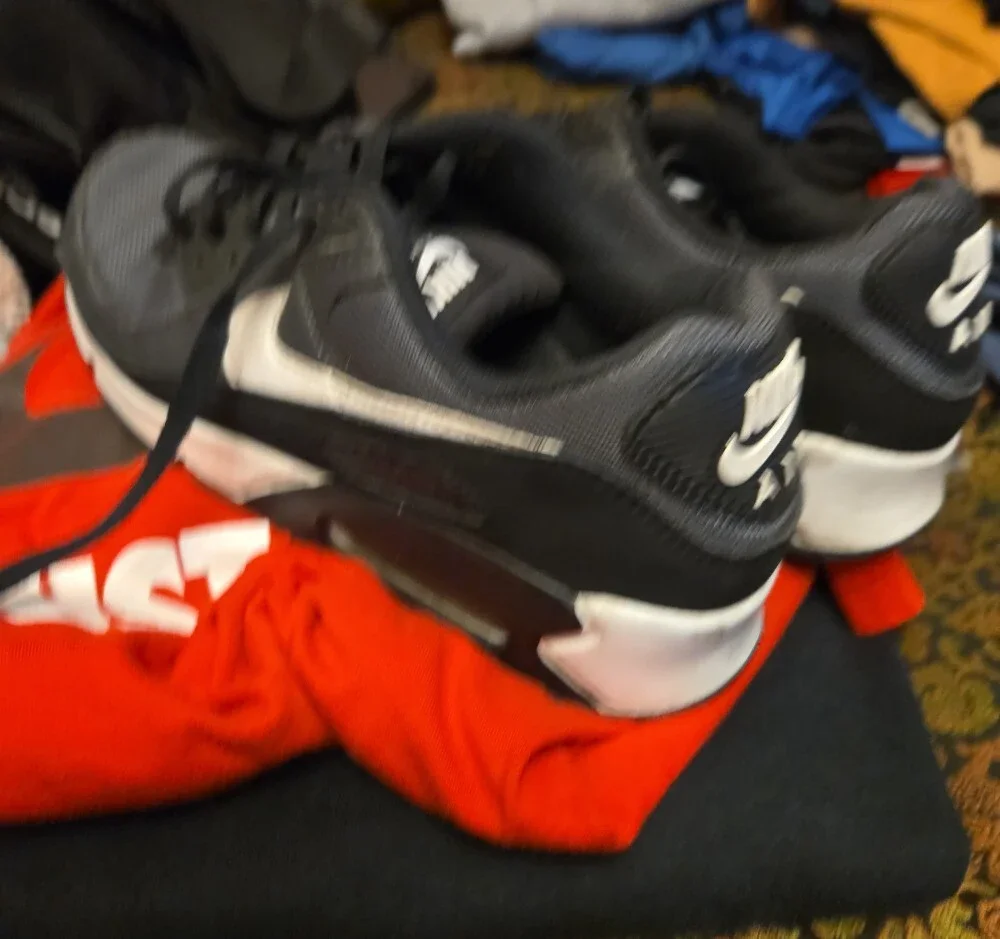 Nike Men’s Athletic Shoes Black and Gray with White Swoosh